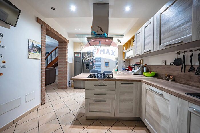 Casa con 7 locali in vendita in Via Fondo Reno, Vigarano Mainarda