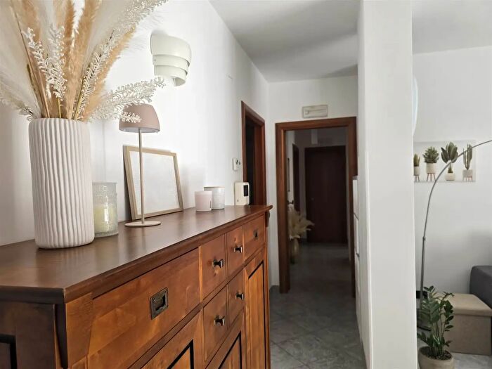 Appartamento con 6 locali in vendita in Monopoli