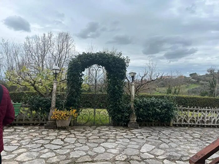 Casa quadrilocale in vendita in Sp, Stroncone