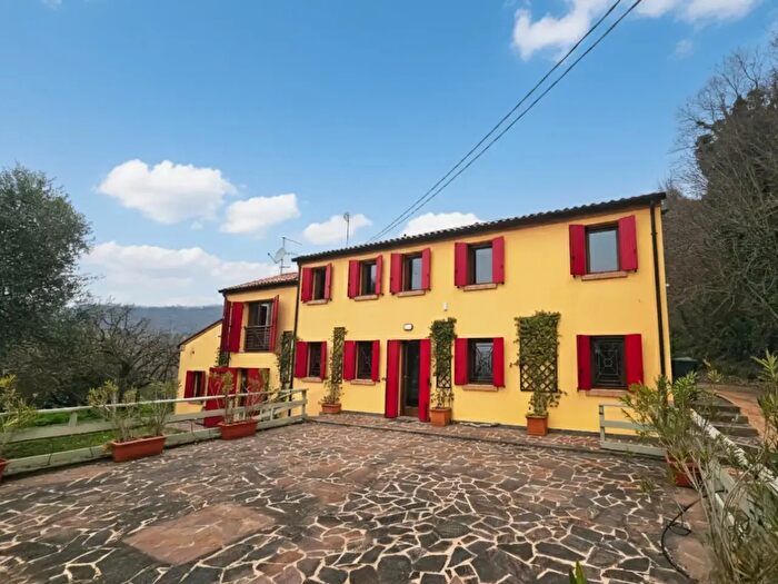 Casa con 5 locali in affitto in Via Capitello, Baone