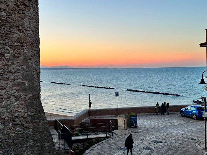 Appartamento bilocale in affitto in Via Monte Castello, Centro, Termoli