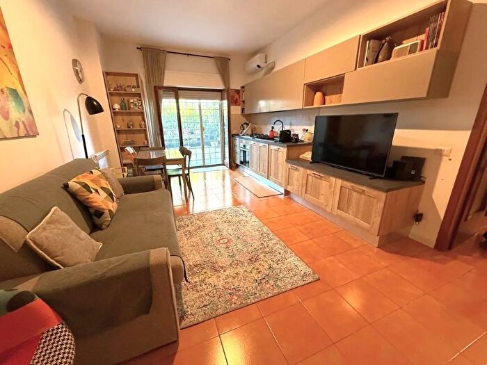 Appartamento trilocale in vendita in Viale Cherubino Malpeli, Roma