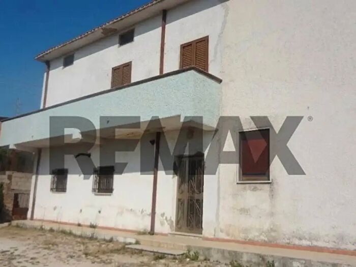 Casa con 7 locali in vendita in Cda Montupoli Foro, Miglianico