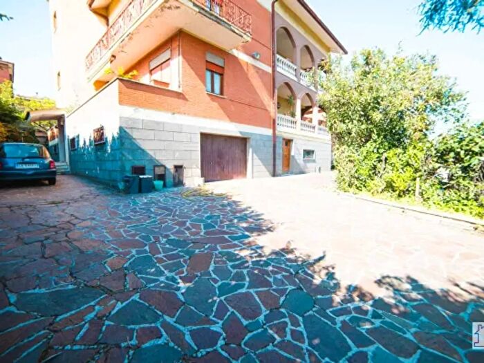 Appartamento trilocale in affitto in Via Caldopiano, Roma