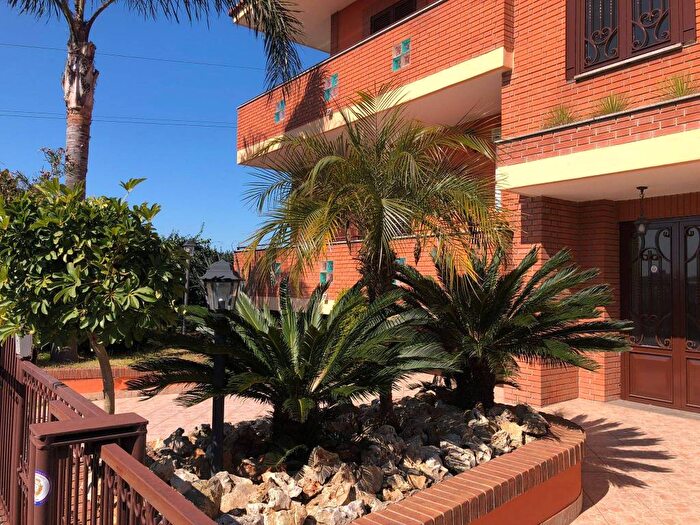 Appartamento con 5 locali in affitto in Via Grotta del Sole, Quarto