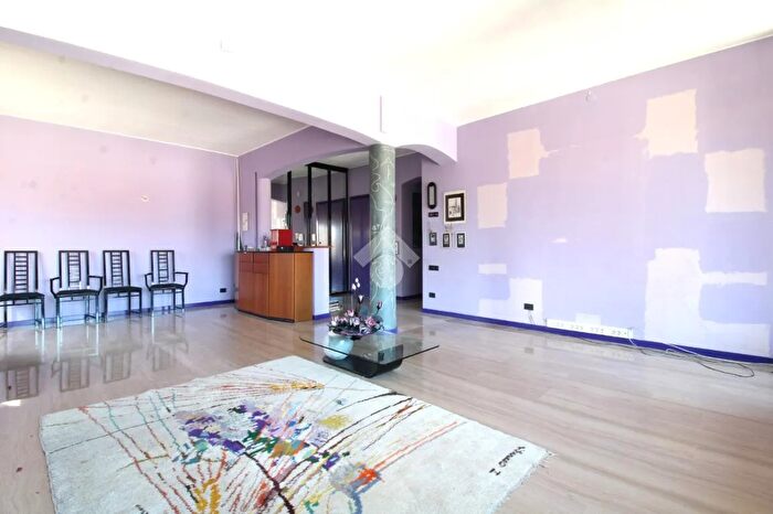 Appartamento quadrilocale in vendita in Viale Roma, Sassuolo