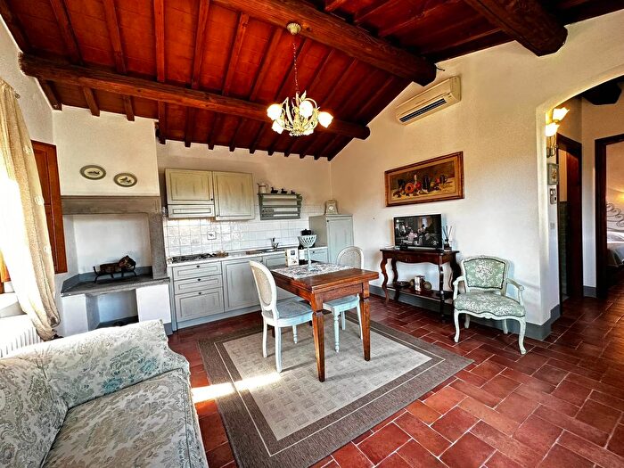 Appartamento bilocale in affitto in Via di Giogoli Scandicci, Scandicci