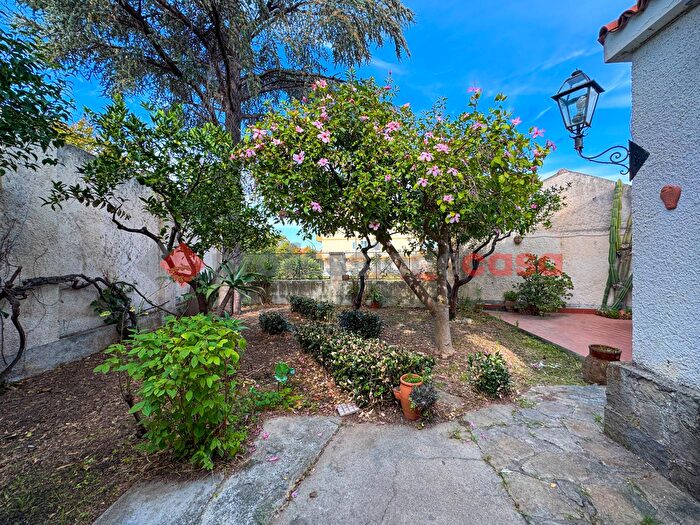 Casa con 5 locali in vendita in Via Roma, Pace Del Mela