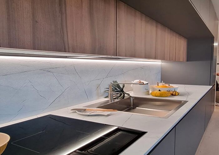 Appartamento quadrilocale in vendita in Via Roma, Castelfranco Veneto