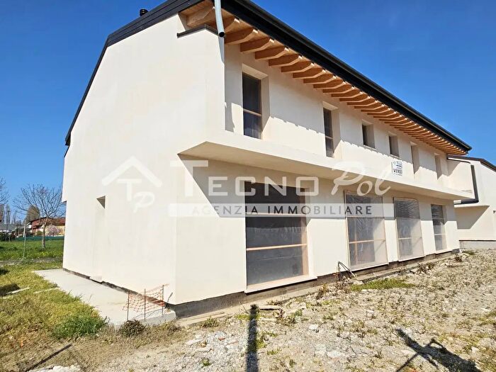 Casa quadrilocale in vendita in Campodarsego