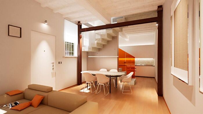 Casa con 5 locali in vendita in Mantova