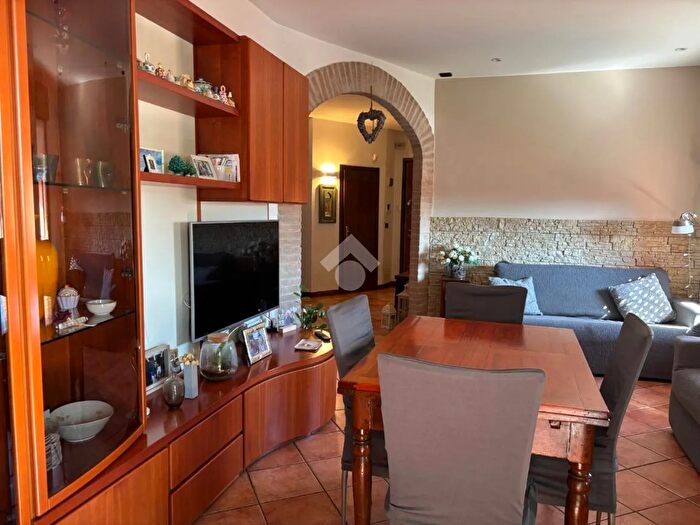 Appartamento trilocale in vendita in Via del Rigo, Venezia