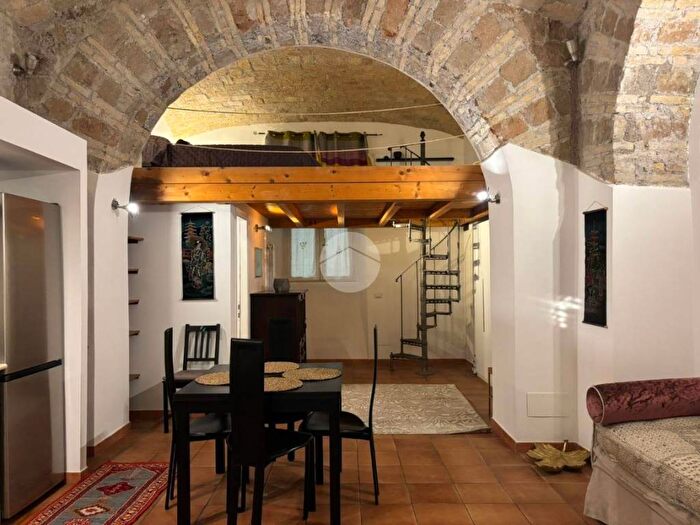 Appartamento monolocale in affitto in Via dei Sabelli, San Lorenzo, Roma