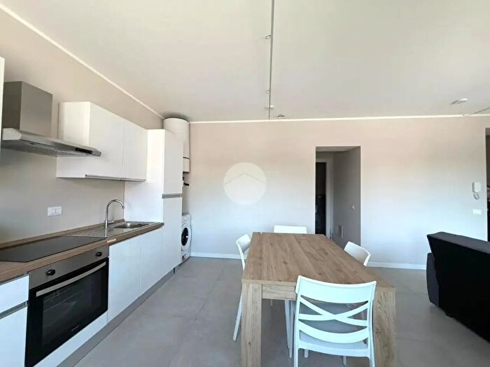 Appartamento trilocale in affitto in Via Giove, Manerba Del Garda