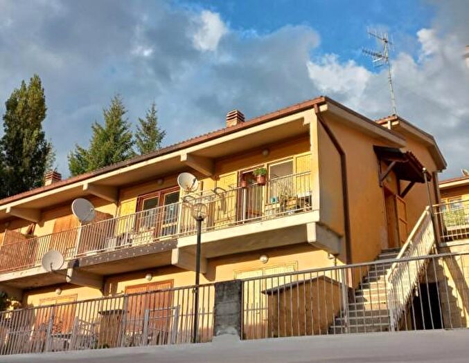 Appartamento quadrilocale in vendita in Località Collerudo, Campotosto