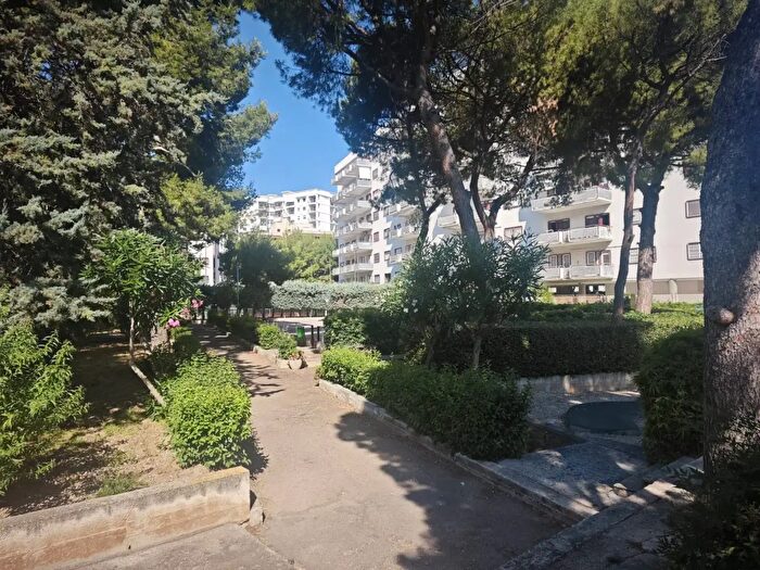 Appartamento monolocale in vendita in Via Robert Shuman, Bari