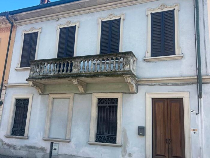 Casa con 6 locali in affitto in Via Roma, Centro, Garlasco