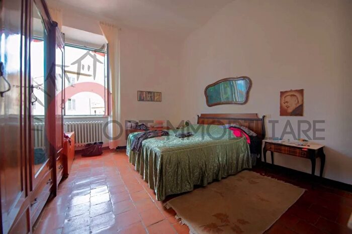 Appartamento con 7 locali in vendita in Via Guglielmo Marconi Gavorrano, Gavorrano