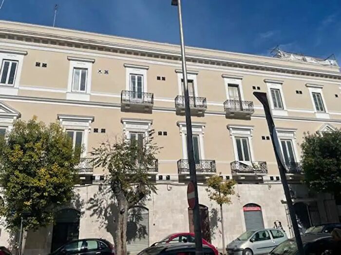 Appartamento in vendita in Via Mario Pagano, Trani
