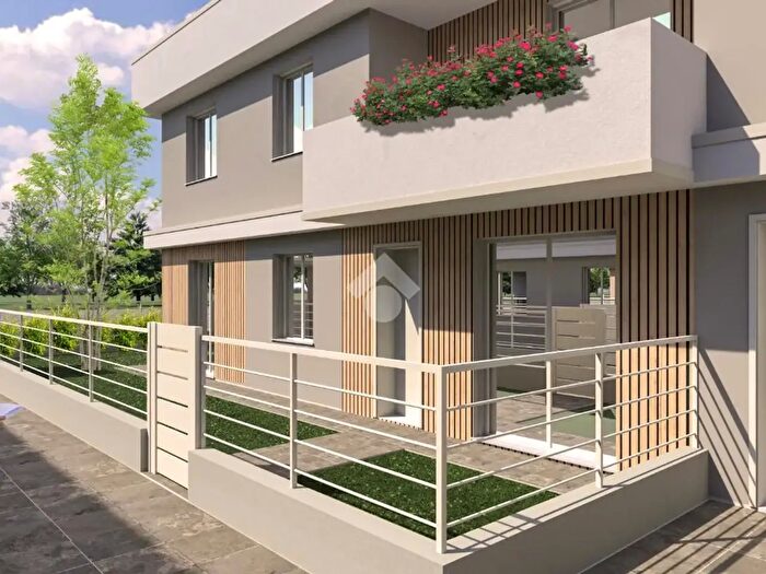 Appartamento quadrilocale in vendita in Viale Montegrappa, Castel Goffredo