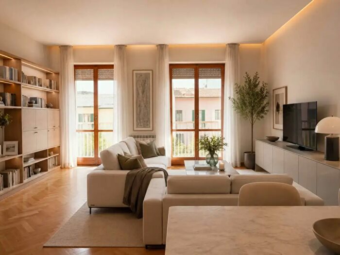 Appartamento con 6 locali in affitto in Firenze
