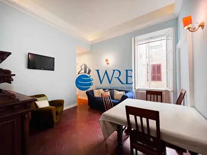 Appartamento con 5 locali in affitto in Via Sicilia, Roma