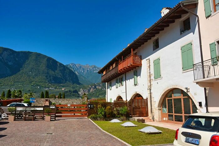Casa quadrilocale in vendita in Località San Nazzaro, Riva Del Garda