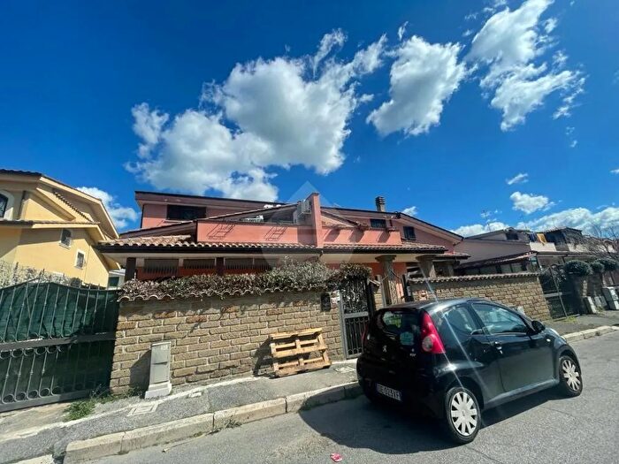 Casa trilocale in vendita in PorzionediBi, Ladispoli