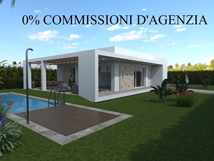 Casa con 5 locali in vendita in Via Michele Paone, Lecce