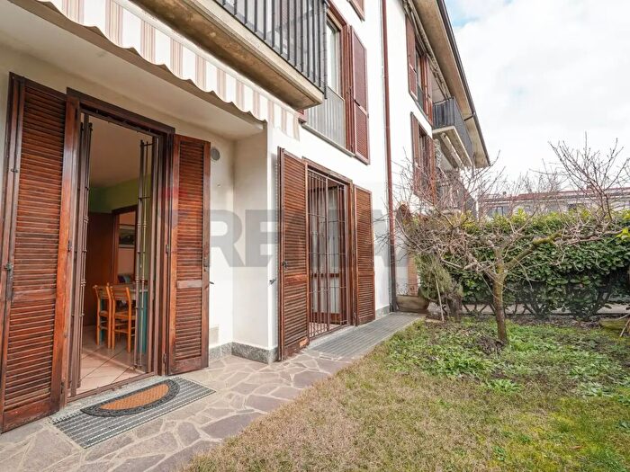 Appartamento quadrilocale in vendita in Via Garibaldi, Ambivere