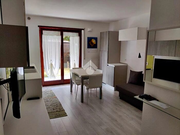 Appartamento bilocale in vendita in Via Negrelli, Riva Del Garda