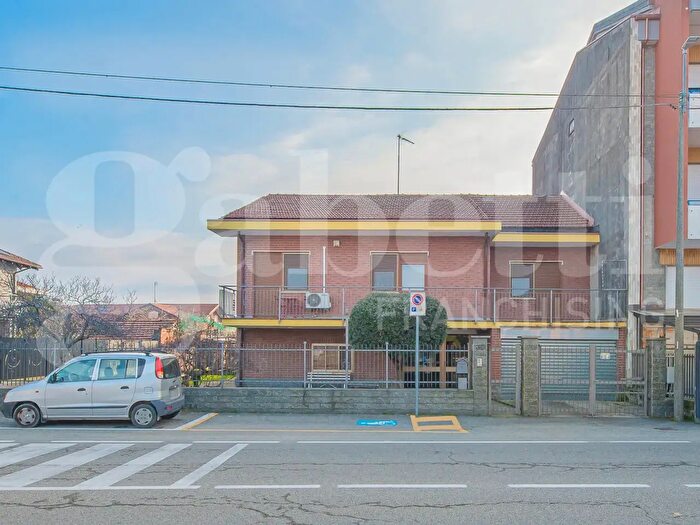 Casa con 5 locali in vendita in Via San Gillio, Pianezza