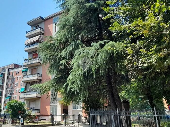 Appartamento trilocale in vendita in Via Quirino di Marzio, Bologna
