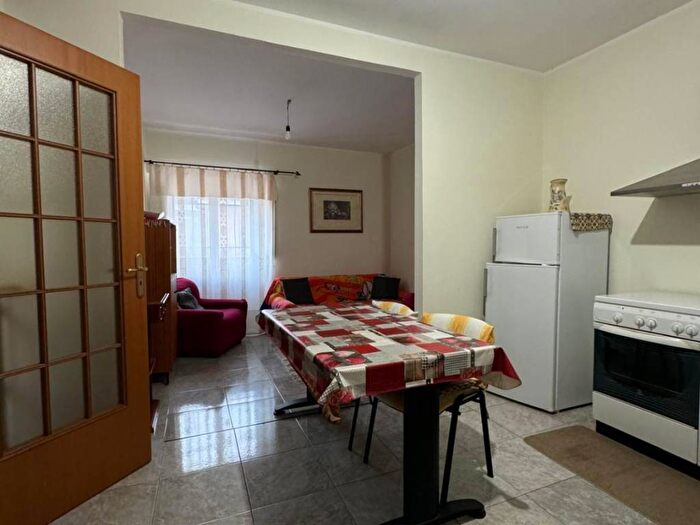 Appartamento trilocale in affitto in Corso Vittorio Emanuele III, Centro, Vibo Valentia