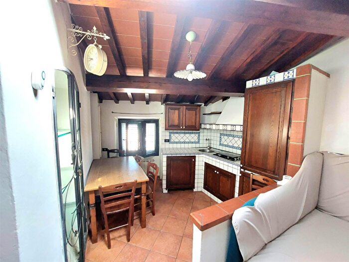 Appartamento trilocale in vendita in Prato