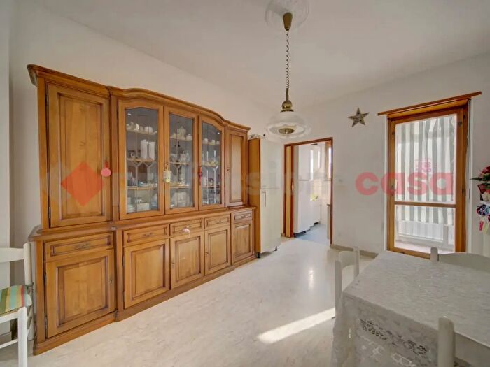 Appartamento trilocale in vendita in Strada Antica, Torino