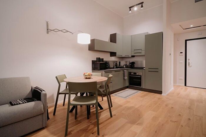 Appartamento quadrilocale in affitto in Vico Superiore di Pellicceria, Genova