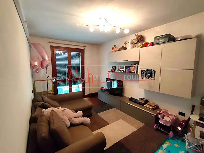 Appartamento quadrilocale in vendita in Saccolongo