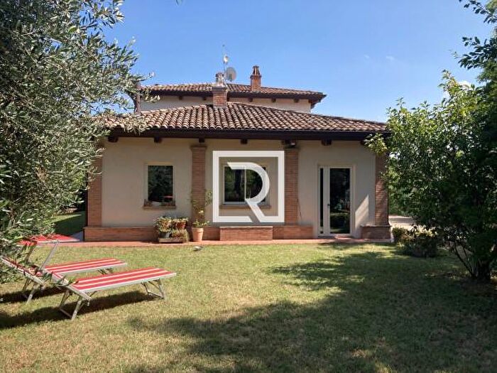 Casa quadrilocale in vendita in Via Rampa, Roncofreddo