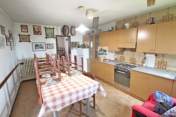 Casa con 6 locali in vendita in Via Giorgione, Santa Maria Di Sala