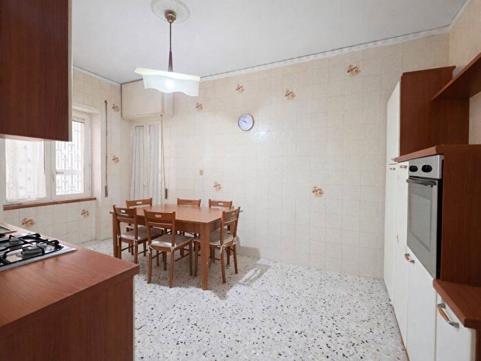 Appartamento trilocale in affitto in Via Principe di Piemonte, Centro, Casoria