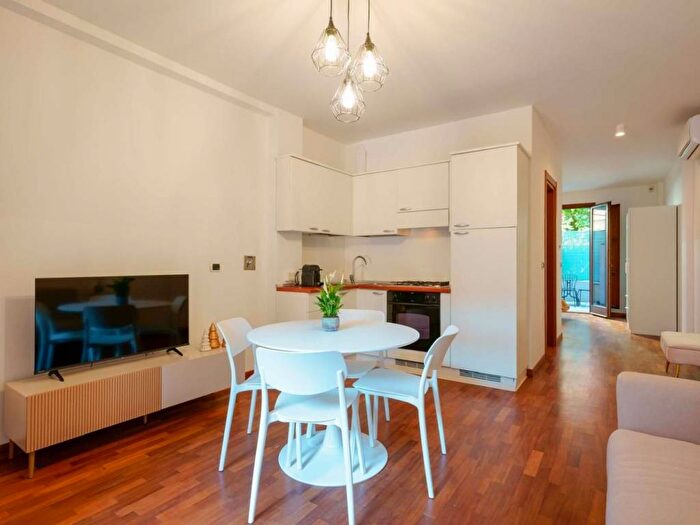 Appartamento monolocale in affitto in Via Sebastiano Serlio, Bolognina, Bologna