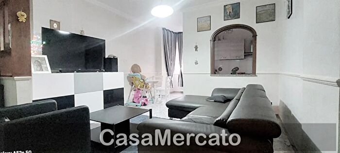 Appartamento trilocale in vendita in Via Roma, Rocca Di Papa