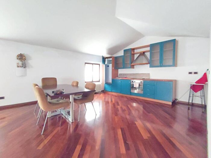 Casa bilocale in affitto in VIA ROMA, Sarnico