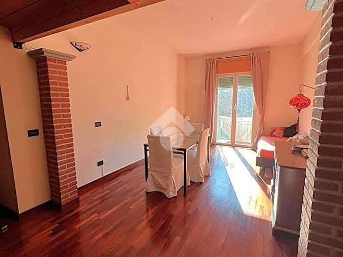 Appartamento quadrilocale in affitto in Via Antonio Cei, San Martino, Genova