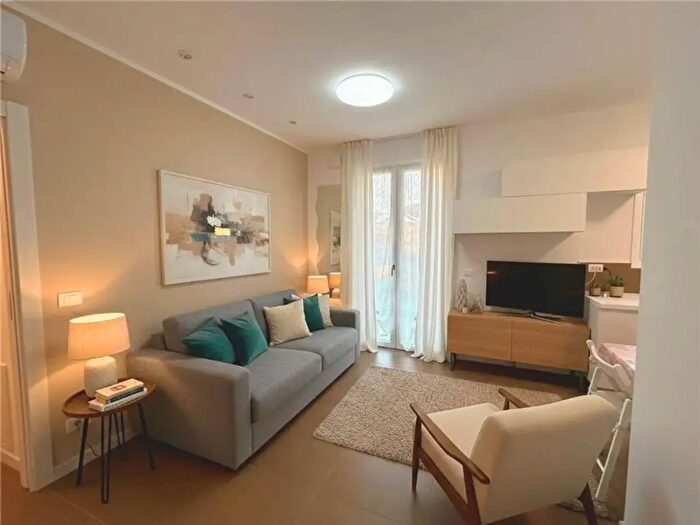 Appartamento bilocale in vendita in Via Verdi, Sarnico