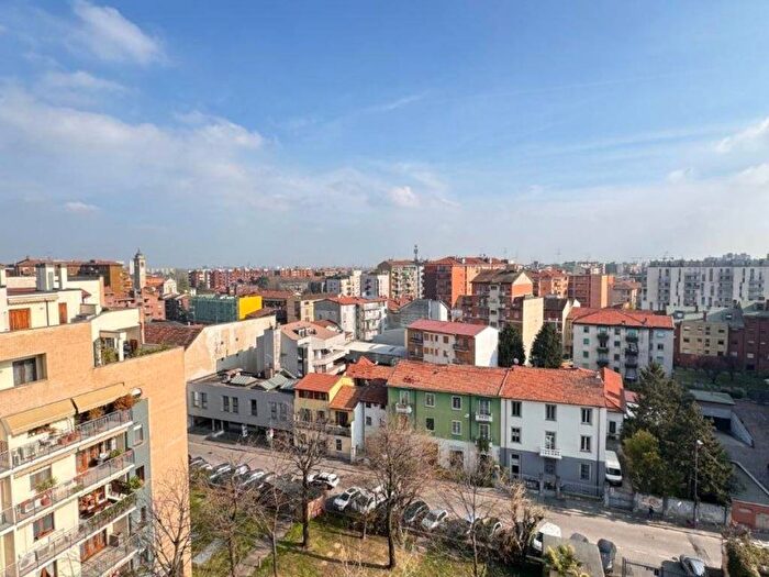 Appartamento bilocale in affitto in Via Luigi Alamanni, Vigentino Fatima, Milano