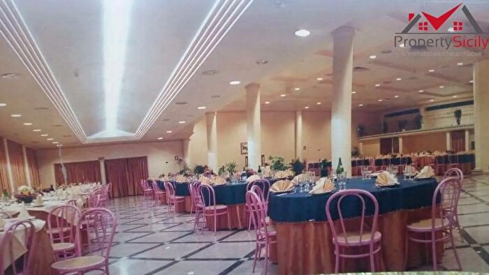 Casa con 10 locali in vendita in Agrigento