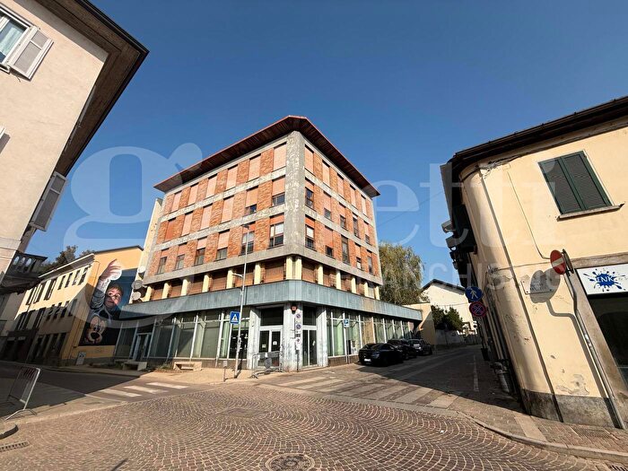 Appartamento bilocale in vendita in Via Solferino, Meda