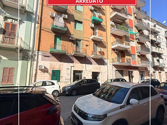 Appartamento bilocale in affitto in Via Trieste, Tre Carrare, Taranto